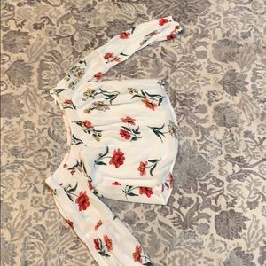 cute hollister kinda cropped shirt